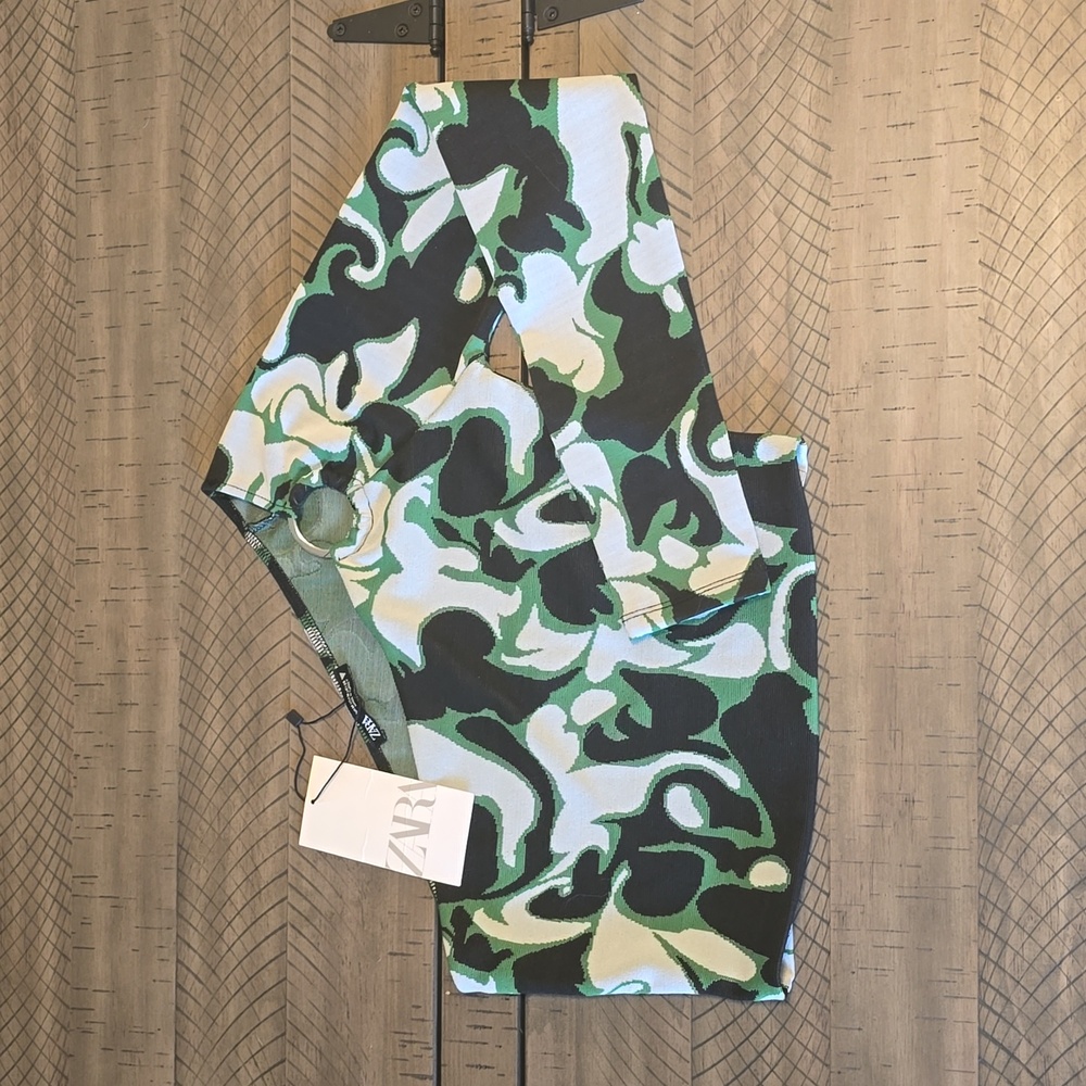 NWT Zara Asymmetrical Retro Crop Top